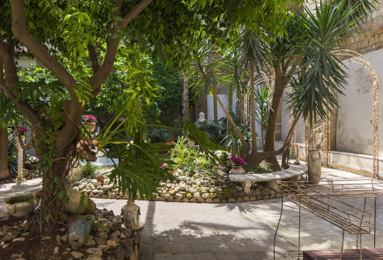 Artemisia Domus - Giardino Hotel Naples Luaran gambar