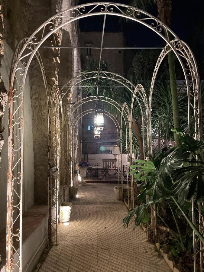 Artemisia Domus - Giardino Hotel Naples Luaran gambar